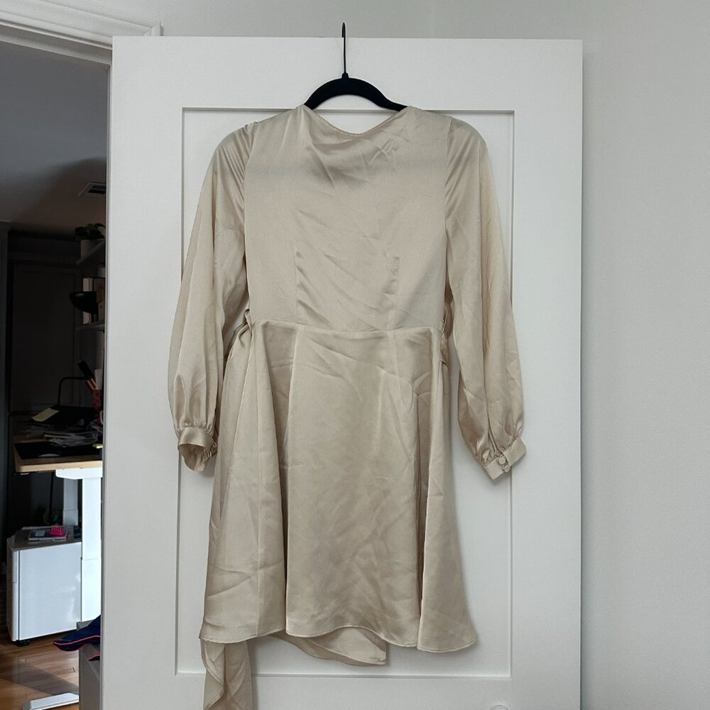 Fame and Partners Midi Long Sleeve Dress Wrap Buttons - Picture 3 of 4